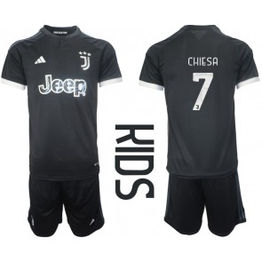 Maillot de foot Juventus Federico Chiesa #7 Troisième enfant 2023-24 Manches Courte (+ pantalon court)